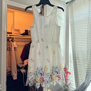 White and Pink Sleeveless Scoop Neck Sundress